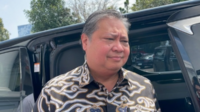Menko Perekonomian Airlangga Hartarto bicara soal kenaikan PPN jadi 12 persen mulai tahun depan. Foto: iNews.id
