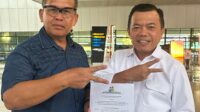 Al Haris (kanan) bersama Letjen TNI (purn) Hilman Hadi. Foto: ist