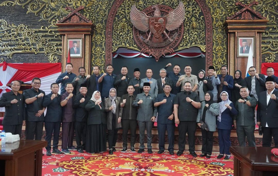 DPRD Provinsi Jambi. Foto: Uda/Jambiseru.com