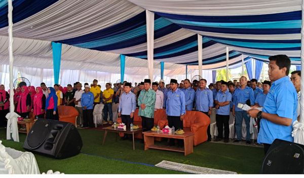 Al Haris dan Abdullah Sani Lantik Ribuan Tim Pemenangan Tanjab Barat. Foto: Jambiseru.com