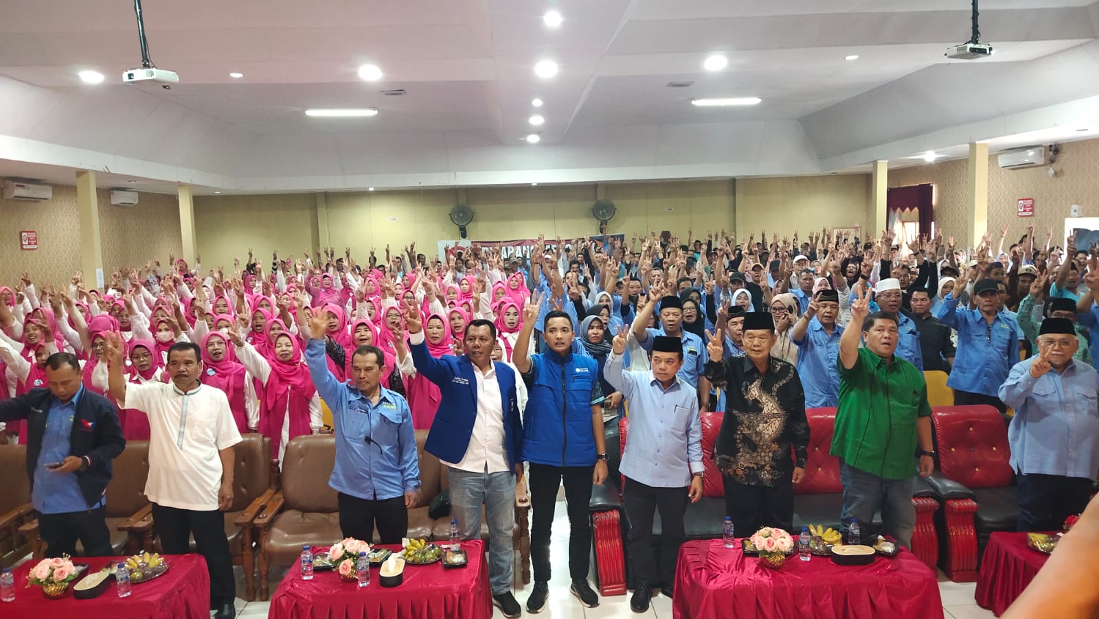 Tim pemenangan calon Gubernur Jambi nomor urut 2, Al Haris dan Abdullah Sani (Haris-Sani) memperkuat dukungan di Kabupaten Kerinci.