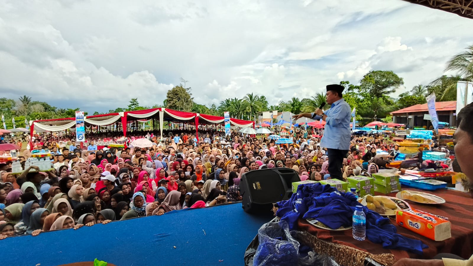 Calon Gubernur Jambi nomor urut 2 mengadakan silaturahmi bersama warga Kumpeh Ulu, Kabupaten Muaro Jambi