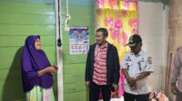Anggota DPR RI dapil Jambi, Edi Purwanto melakukan peninjauan hasil program Bantuan Stimulan Perumahan Swadaya (BSPS) di Kelurahan Mudung Laut, Kecamatan Pelayangan, Kota Jambi. Foto : Istimewa