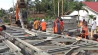 Pembuatan jembatan penghubung sementara di Jalan Lintas Sumatera Jambi-Sumatera Barat akan rampung dikerjakan. Foto: Uda/Jambiseru.com