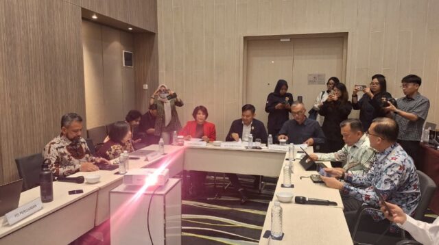 Uji Publik Monev KIP 2025, Gubernur Al Haris Tegaskan Komitmen Jambi Menuju Pemerintahan Terbuka