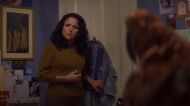 Makna Mendalam Tuesday (2023): Ketika Kematian Datang dalam Bentuk Burung Raksasa