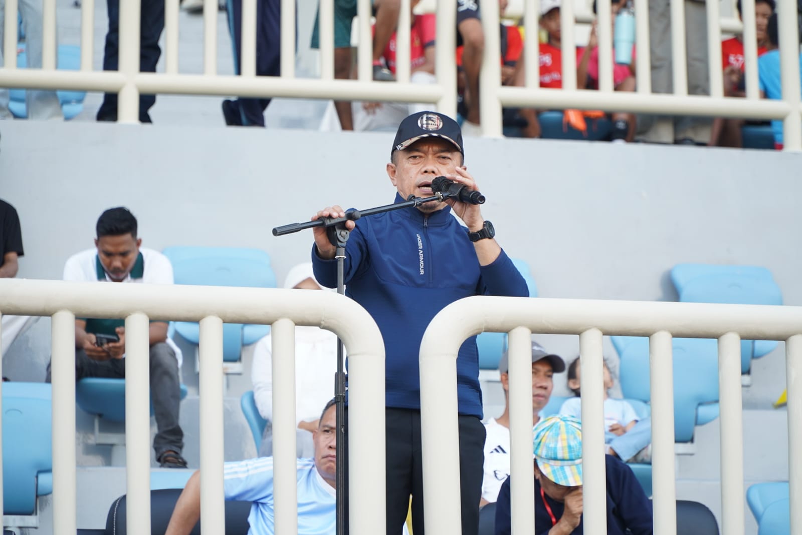 Gubernur Al Haris menonton langsung Final Liga 4 Provinsi Jambi di Stadion Swarnabumi Pijoan Jambi
