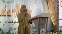 Ketua TP PKK Prov Jambi Hj Hesnidar Haris menghadiri Wisuda Akbar Ponpes Darul Arifin Jambi